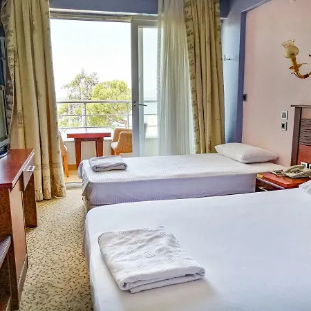 Hotel Grand Nicea 3*