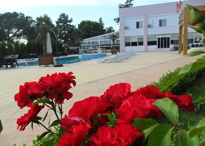 Grand Nicea 酒店 3*