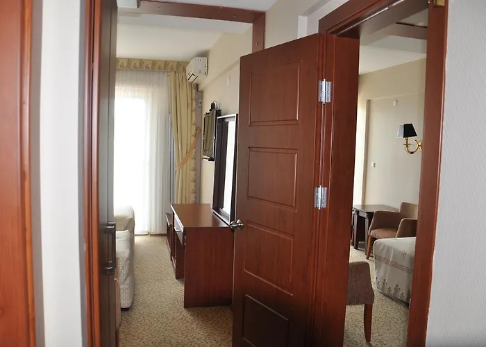 Grand Nicea 酒店 3*