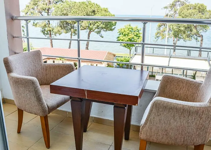 Grand Nicea 酒店 3*